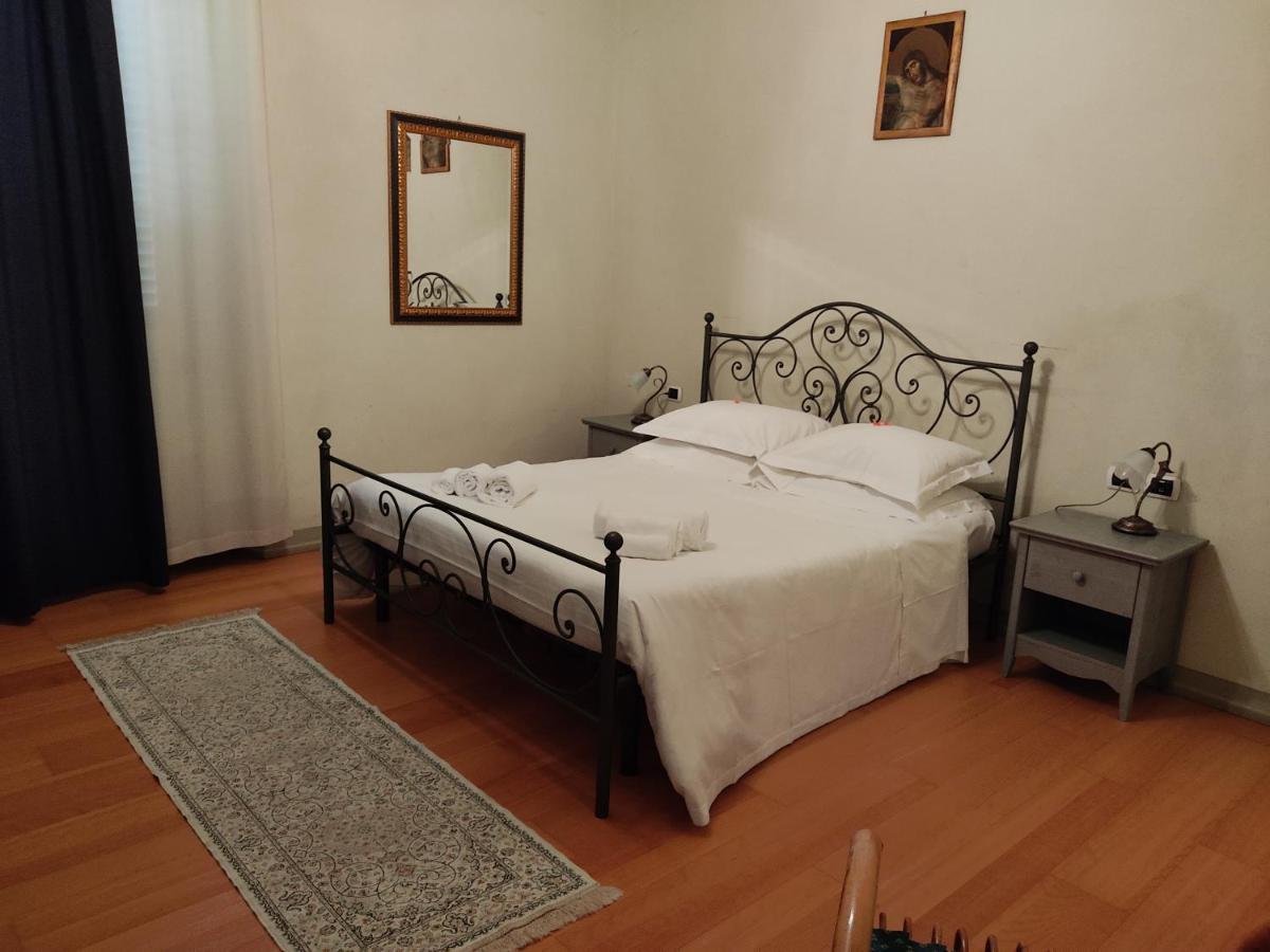 Villa La Grotta San Giustino Valdarno ภายนอก รูปภาพ