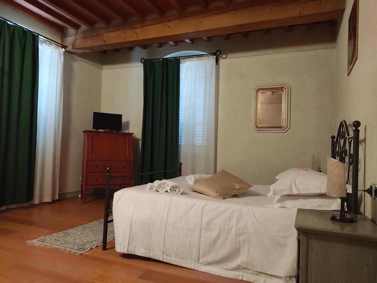 Villa La Grotta San Giustino Valdarno ภายนอก รูปภาพ