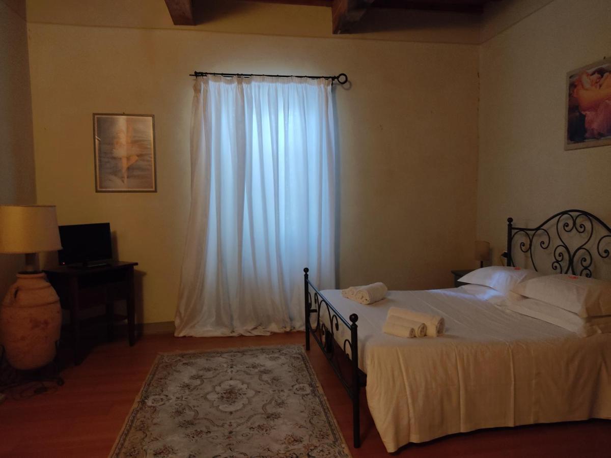 Villa La Grotta San Giustino Valdarno ภายนอก รูปภาพ