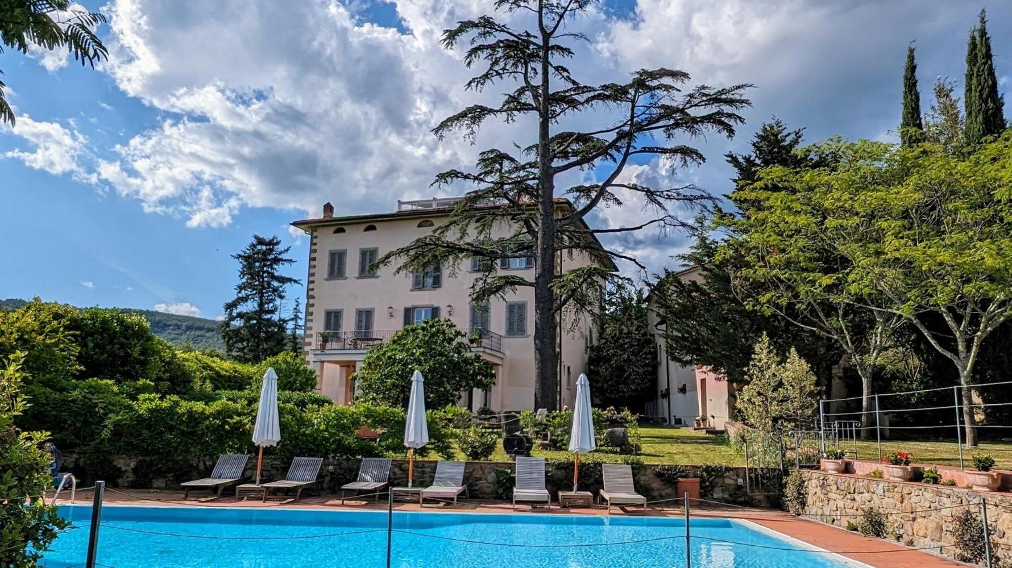 Villa La Grotta San Giustino Valdarno ภายนอก รูปภาพ